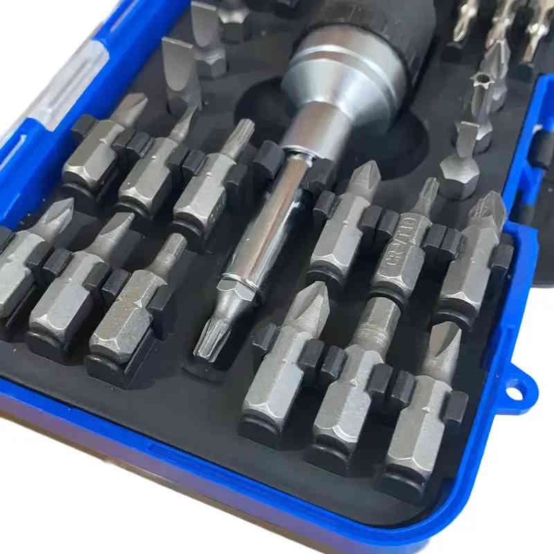 26-in-1 T-förmiges Ratschenschraubendreher-Set mit 25 Bits