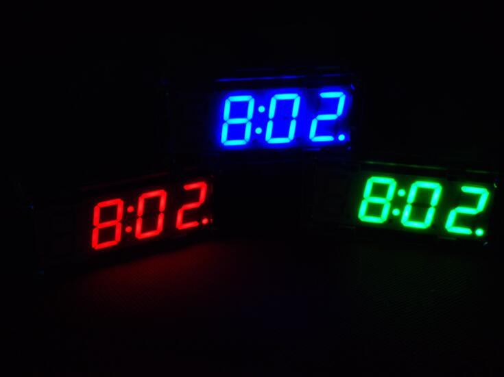 Bausatz Elektronische Uhr mit 4 Bit Display Grün
