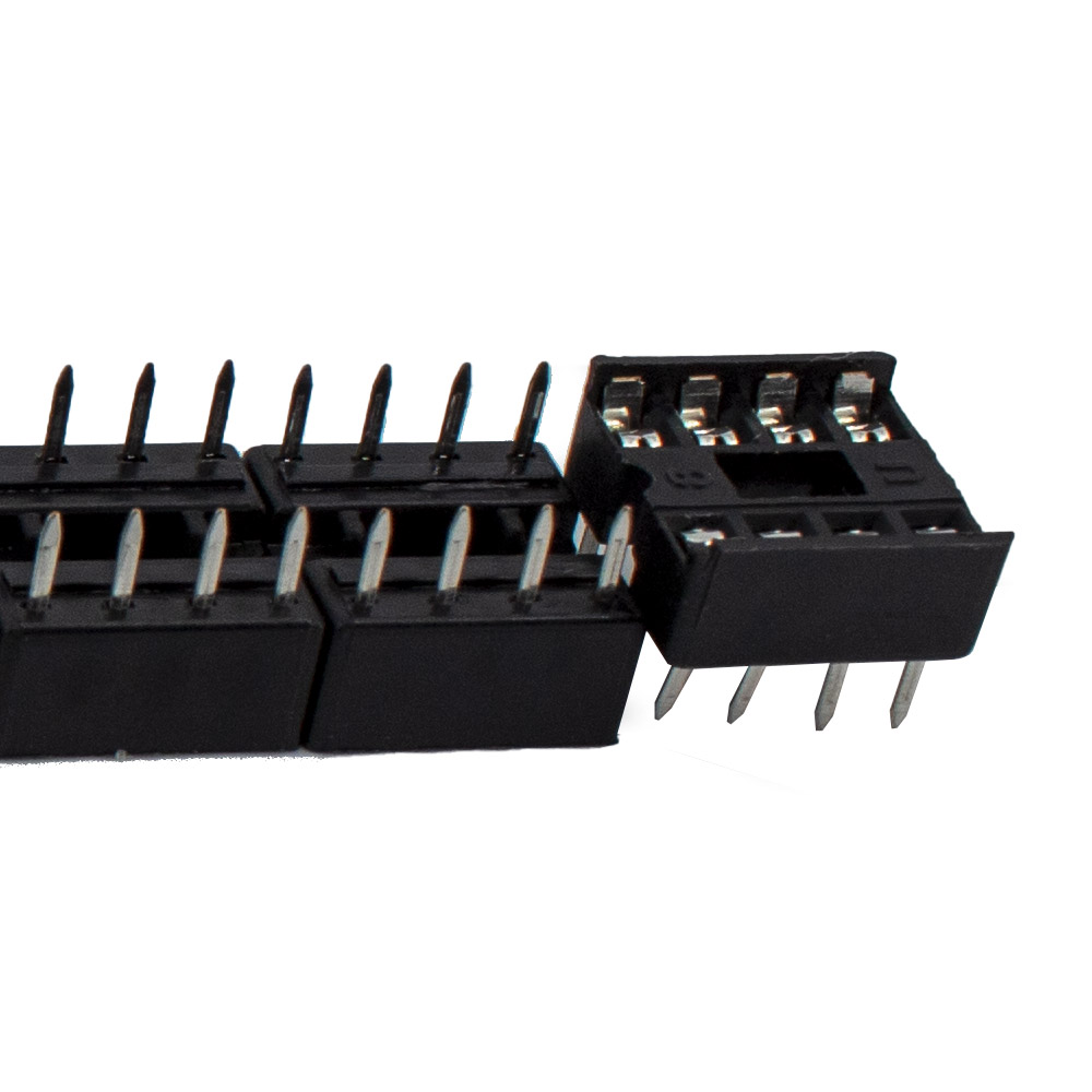 10x Texas Instruments NE555P (NE555) Timer  + DIP 8 IC Sockel