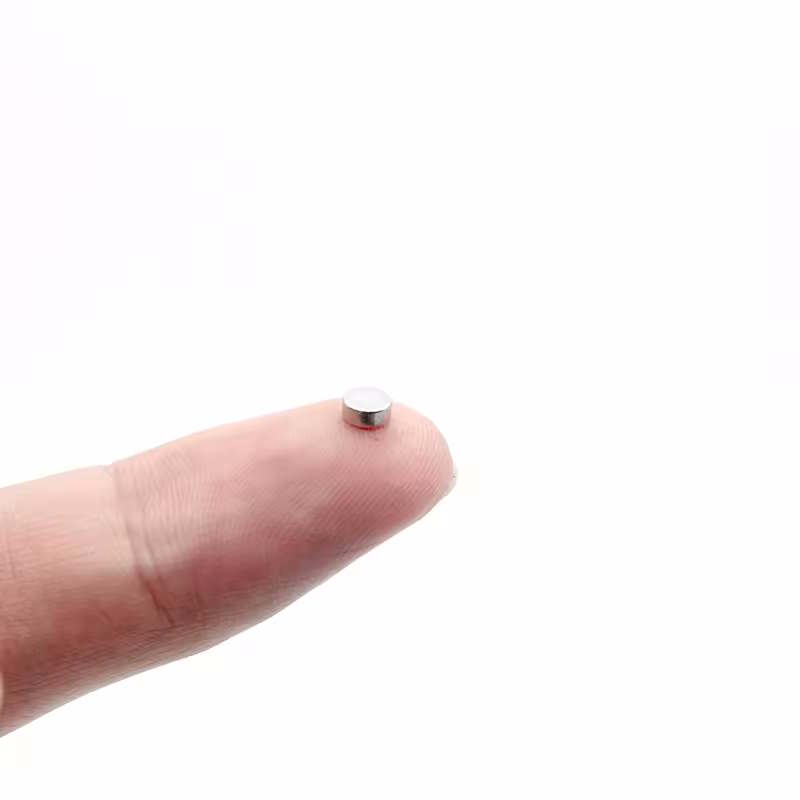 Neodym Magnet rund 4x2mm N52