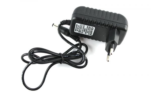 Netzteil 12V 1A für LED-Leisten