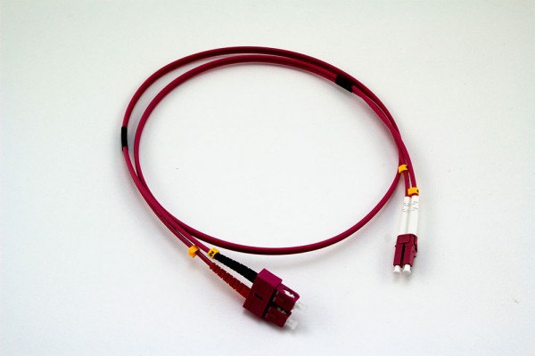 Glasfaser LWL Duplex Patchkabel LC-SC 50/125µ OM4 1m